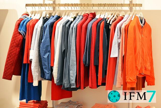 soñar comprando ropa